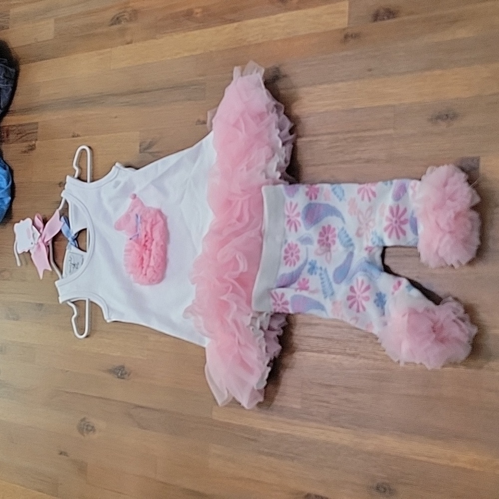 Mudpie Bunny Tunic and Legging set 12-18 months